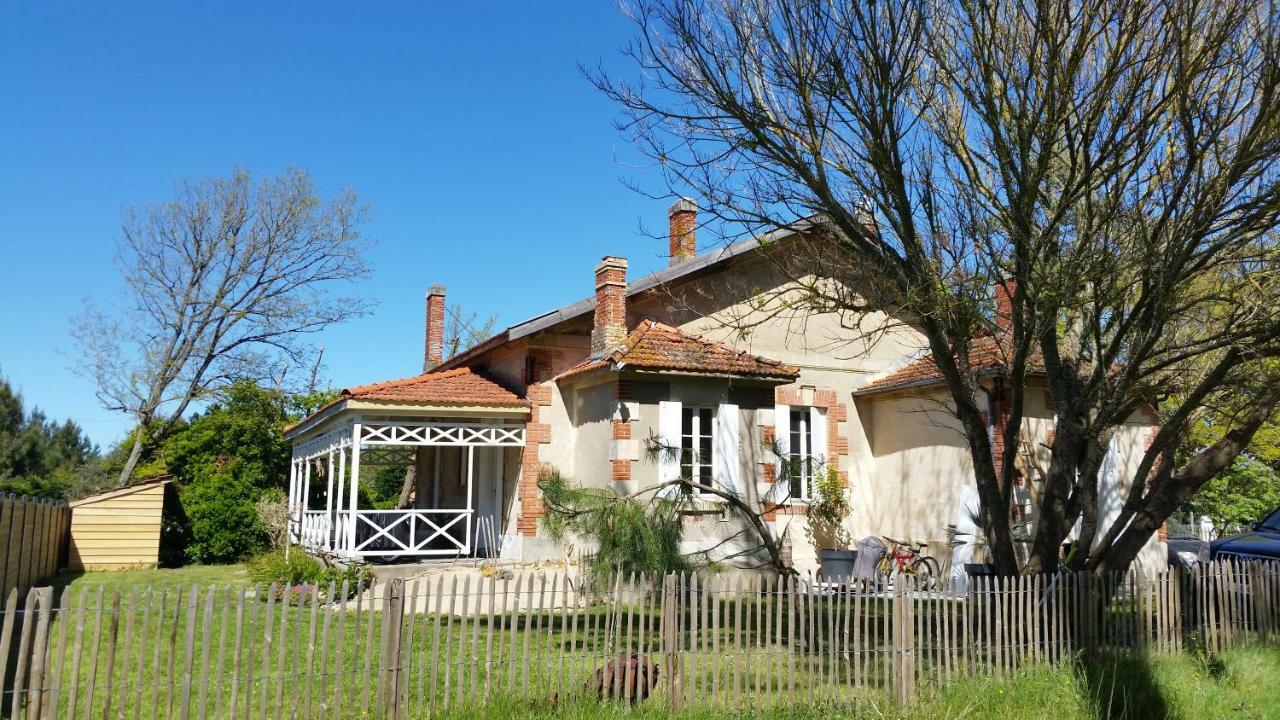 Demeure 300M De La Plage Soulac-sur-Mer Exteriör bild